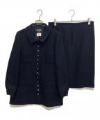 CHANELシャネル）の古着「ココボタンウールセットアップ」｜ネイビー