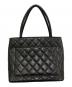 CHANEL (シャネル) キャビアスキン マトラッセ 復刻トートバッグ ブラック：120000円