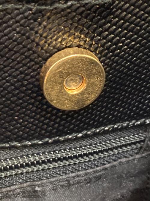 Salvatore Ferragamo（サルヴァトーレ フェラガモ）Salvatore Ferragamo (サルヴァトーレ フェラガモ) ヴァラリボントートバッグ　EF-21 2530 ブラックの古着・服飾アイテム