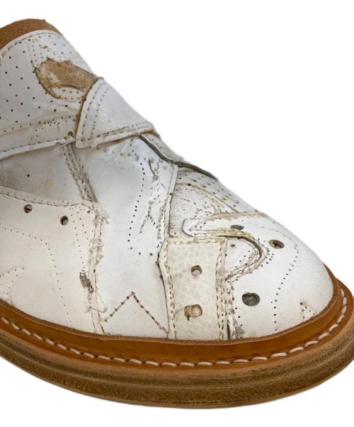 PETERSON STOOP（ピーターソン ストゥ―プ）PETERSON STOOP (ピーターソン ストゥ―プ) 再構築レザーミュール ホワイト サイズ:41の古着・服飾アイテム