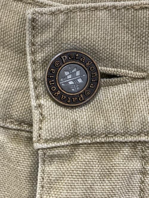 Patagonia（パタゴニア）Patagonia (パタゴニア) 00`sダブルニースタンドアップパンツ ベージュ サイズ:32の古着・服飾アイテム