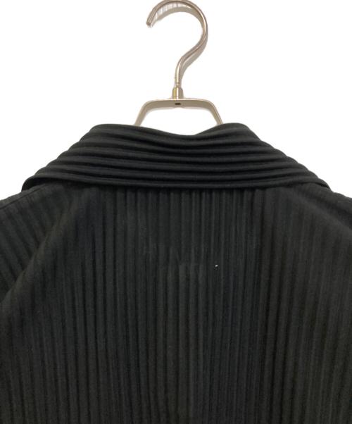 HOMME PLISSE ISSEY MIYAKE（オム プリッセ イッセイ ミヤケ）HOMME PLISSE ISSEY MIYAKE (オム プリッセ イッセイ ミヤケ) MONTHLY COLOR JANUARY　HP41JM102 ブラック サイズ:2の古着・服飾アイテム