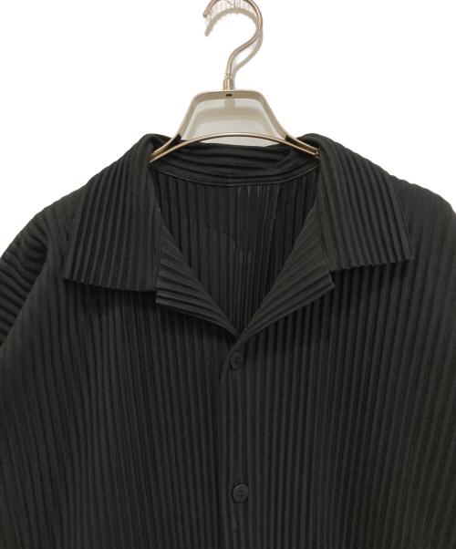 HOMME PLISSE ISSEY MIYAKE（オム プリッセ イッセイ ミヤケ）HOMME PLISSE ISSEY MIYAKE (オム プリッセ イッセイ ミヤケ) MONTHLY COLOR JULY SHIRT　HP43JJ102 ブラック サイズ:2の古着・服飾アイテム