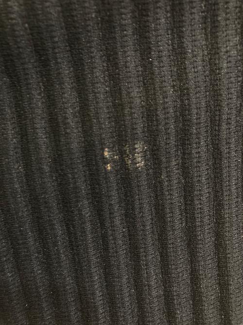 HOMME PLISSE ISSEY MIYAKE（オム プリッセ イッセイ ミヤケ）HOMME PLISSE ISSEY MIYAKE (オム プリッセ イッセイ ミヤケ) プリーツカットソー HP55JK321 ブラック サイズ:3の古着・服飾アイテム