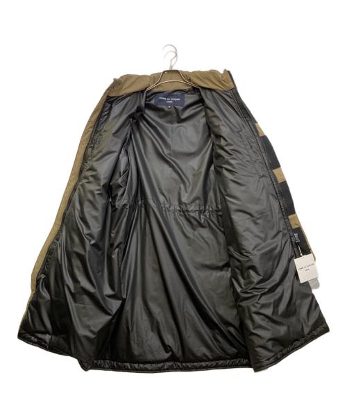 COMME des GARCONS HOMME（コムデギャルソン オム）COMME des GARCONS HOMME (コムデギャルソン オム) エステルリップクロス PRIMALOFT中綿コート オリーブ サイズ:Mの古着・服飾アイテム