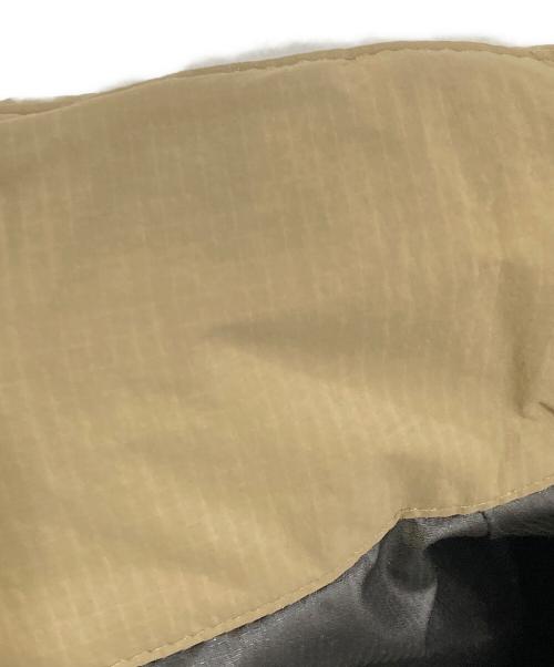 COMME des GARCONS HOMME（コムデギャルソン オム）COMME des GARCONS HOMME (コムデギャルソン オム) エステルリップクロス PRIMALOFT中綿コート オリーブ サイズ:Mの古着・服飾アイテム