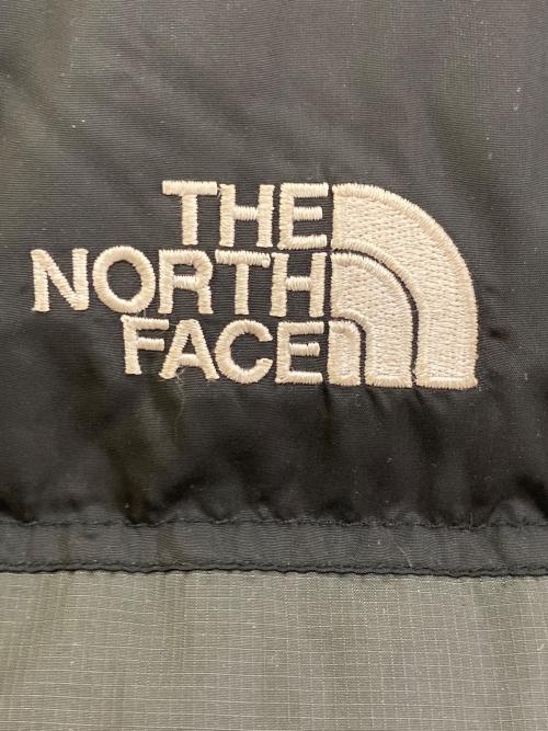 THE NORTH FACE（ザ ノース フェイス）THE NORTH FACE (ザ ノース フェイス) ダウンジャケット グレー×ブラック サイズ:Mの古着・服飾アイテム