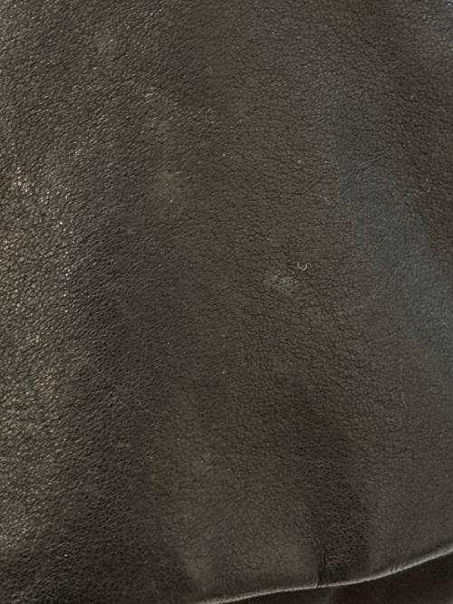 DIESEL（ディーゼル）DIESEL (ディーゼル) JOHN レザーショルダーバッグ　X08373 P4450 ブラックの古着・服飾アイテム