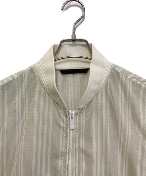ERMENEGILDO ZEGNA（エルメネジルド・ゼニア）ERMENEGILDO ZEGNA (エルメネジルド・ゼニア) ナイロンブルゾン アイボリー サイズ:50の古着・服飾アイテム