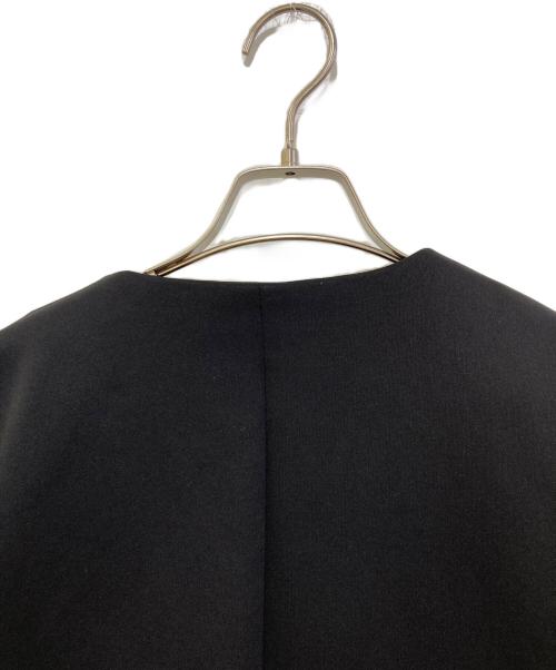 ENFOLD（エンフォルド）ENFOLD (エンフォルド) ダブルクロス ノーカラージャケット 3008S230-0470 ブラック サイズ:38の古着・服飾アイテム