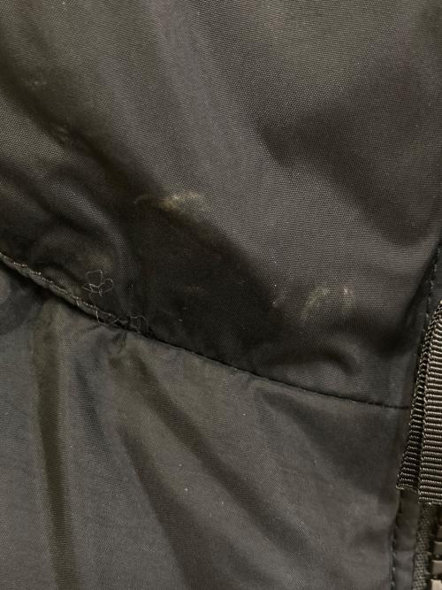 THE NORTH FACE（ザ ノース フェイス）THE NORTH FACE (ザ ノース フェイス) ヌプシベスト ブラック×ベージュ サイズ:Lの古着・服飾アイテム