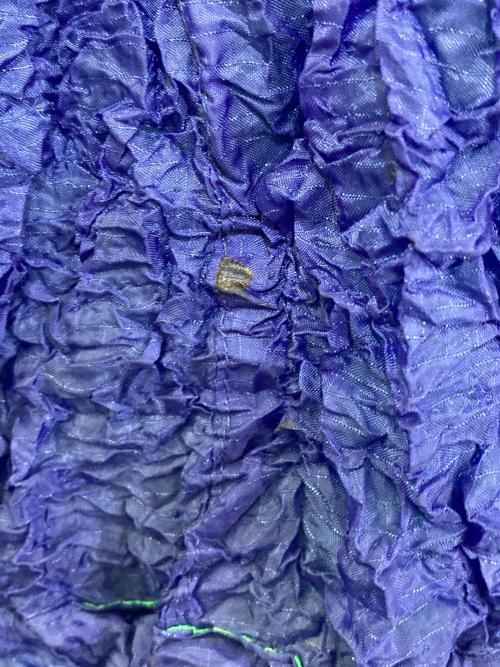 ISSEY MIYAKE（イッセイミヤケ）ISSEY MIYAKE (イッセイミヤケ) 00AW パッカブル シワ加工プルオーバーシャツ ブルー サイズ:2の古着・服飾アイテム