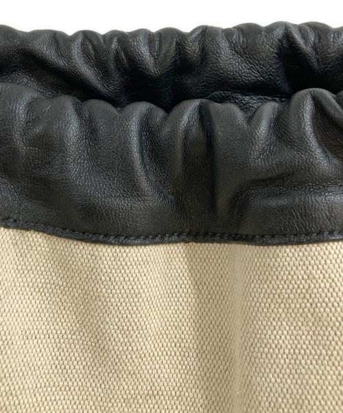 JIL SANDER（ジルサンダー）JIL SANDER (ジルサンダー) Dumpling Shoulder Bag ブラックの古着・服飾アイテム