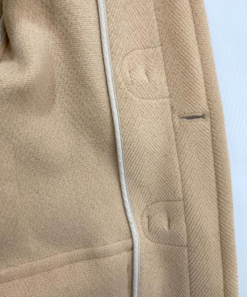 INVERTERE（インバーティア）INVERTERE (インバーティア) ダッフルコート ベージュ サイズ:-の古着・服飾アイテム