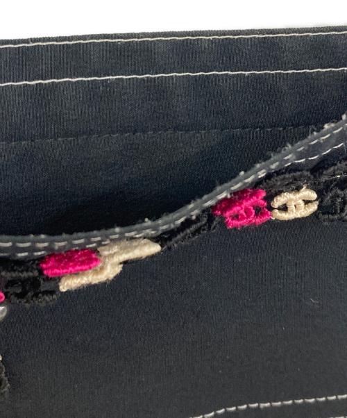 CHANEL（シャネル）CHANEL (シャネル) ココマークアップリケシルクシャツ ブラック サイズ:40の古着・服飾アイテム