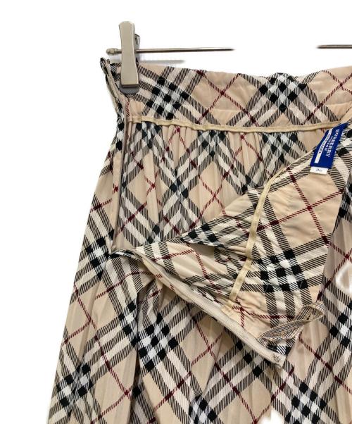 BURBERRY BLUE LABEL（バーバリー ブルー レーベル）BURBERRY BLUE LABEL (バーバリー ブルー レーベル) ノバチェックミディスカート ベージュ サイズ:36の古着・服飾アイテム