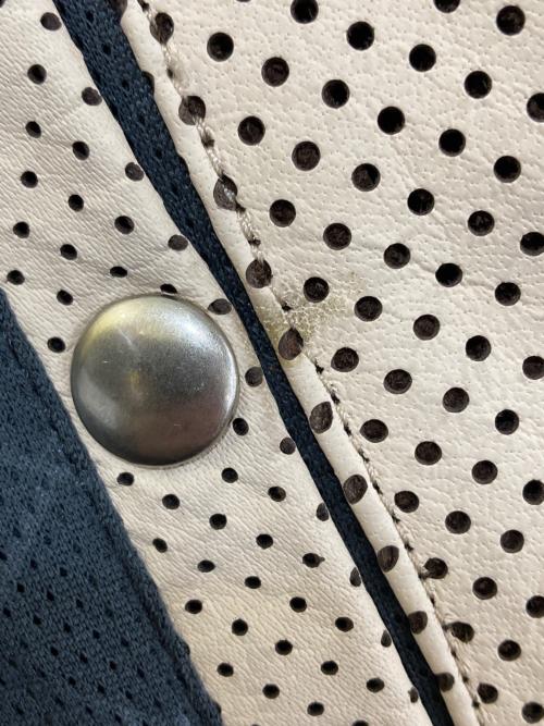 KADOYA（カドヤ）KADOYA (カドヤ) パンチングレザージャケット アイボリー サイズ:Lの古着・服飾アイテム