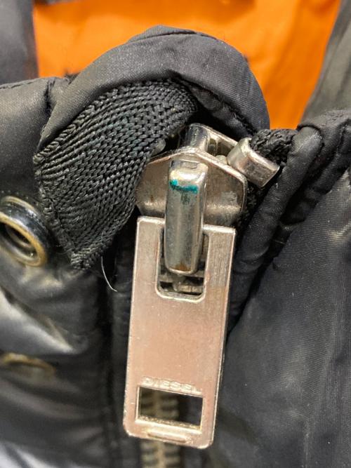 DIESEL（ディーゼル）DIESEL (ディーゼル) ダウンジャケット ブラック サイズ:Mの古着・服飾アイテム