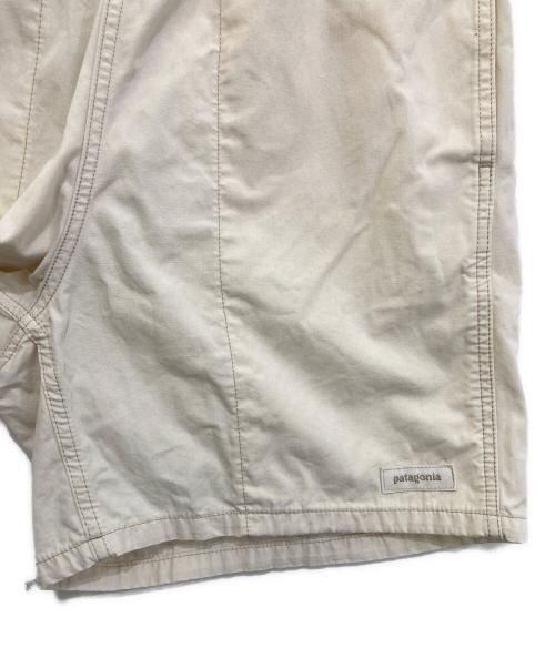 Patagonia（パタゴニア）Patagonia (パタゴニア) ファンホッガーズ・ショーツ　57145SP25 アイボリー サイズ:Mの古着・服飾アイテム