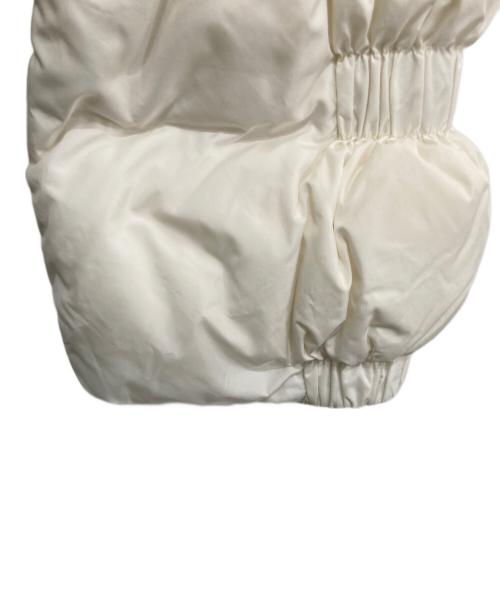 HERNO（ヘルノ）HERNO (ヘルノ) ショート丈ダウンジャケット ホワイト サイズ:40の古着・服飾アイテム