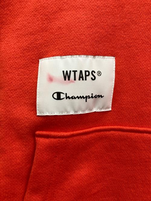 Champion（チャンピオン）Champion (チャンピオン) WTAPS (ダブルタップス) コラボプルオーバーパーカー　C8-Z110 オレンジ サイズ:LARGEの古着・服飾アイテム
