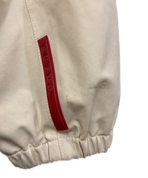 PRADA（プラダ）PRADA (プラダ) GORE-TEX ジップブルゾン　SGV84A ベージュ サイズ:46の古着・服飾アイテム