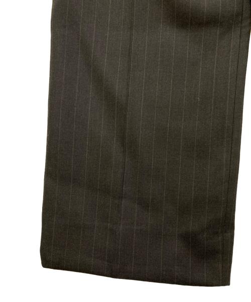 H BEAUTY&YOUTH（エイチ ビューティー&ユース）H BEAUTY&YOUTH (エイチ ビューティー&ユース) キャバリーツイル ワイドスラックス グレー サイズ:Mの古着・服飾アイテム