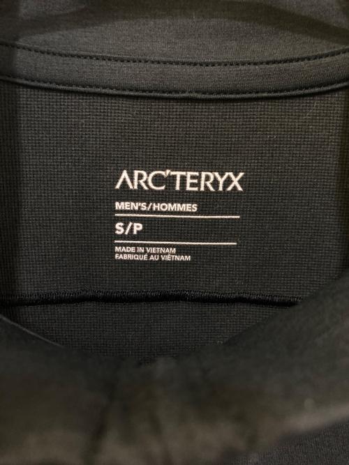 ARC'TERYX（アークテリクス）ARC'TERYX (アークテリクス) MOTUS AR ZIP NECK LS ブラック サイズ:Sの古着・服飾アイテム