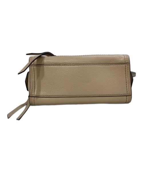 MARC JACOBS（マークジェイコブズ）MARC JACOBS (マークジェイコブズ) Mini Cruiser Bag ベージュの古着・服飾アイテム