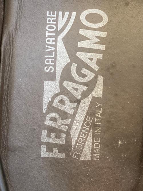 Salvatore Ferragamo（サルヴァトーレ フェラガモ）Salvatore Ferragamo (サルヴァトーレ フェラガモ) ガンチーニビットローファー　16881 ブラック サイズ:8　1/2の古着・服飾アイテム