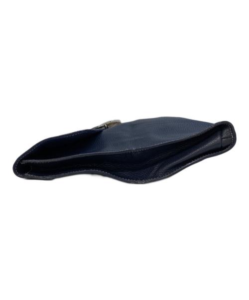 E.MARINELLA（マリネッラ）E.MARINELLA (マリネッラ) ソットブラッチョ ネイビーの古着・服飾アイテム