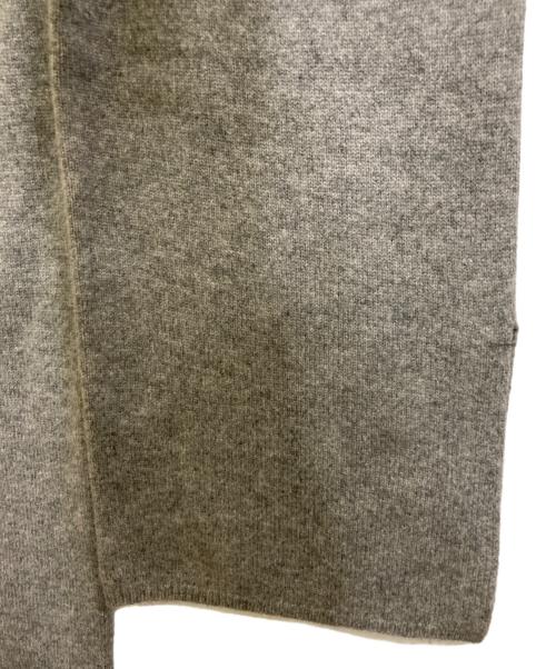 Rosarymoon（ロザリームーン）ROSARYMOON (ロザリームーン) V-neck Knit All-in-one グレー サイズ:REGULARの古着・服飾アイテム