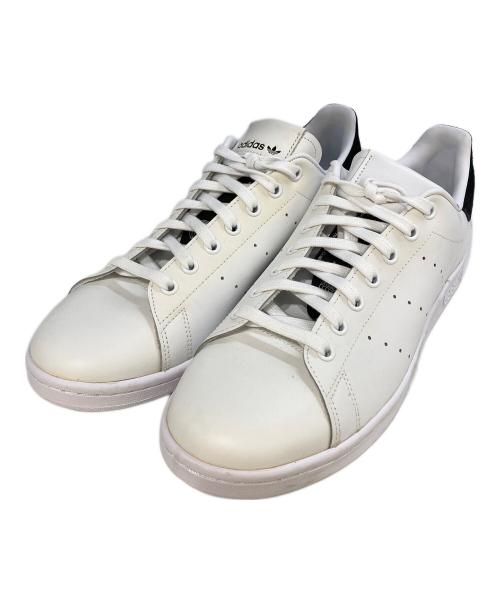 adidas（アディダス）adidas (アディダス) スニーカー　FV4081 ホワイト サイズ:285の古着・服飾アイテム