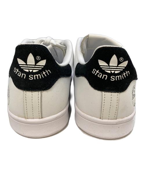 adidas（アディダス）adidas (アディダス) スニーカー　FV4081 ホワイト サイズ:285の古着・服飾アイテム