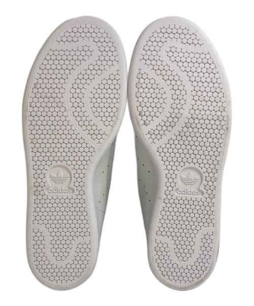 adidas（アディダス）adidas (アディダス) スニーカー　FV4081 ホワイト サイズ:285の古着・服飾アイテム