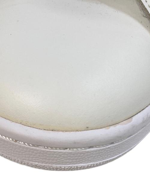 adidas（アディダス）adidas (アディダス) スニーカー　FV4081 ホワイト サイズ:285の古着・服飾アイテム