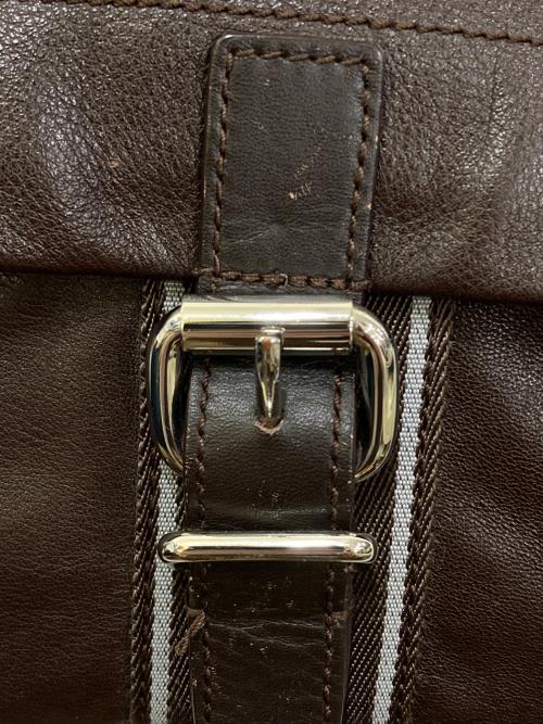 HUGO BOSS（ヒューゴ ボス）HUGO BOSS (ヒューゴ ボス) レザーショルダーバッグ ブラウンの古着・服飾アイテム