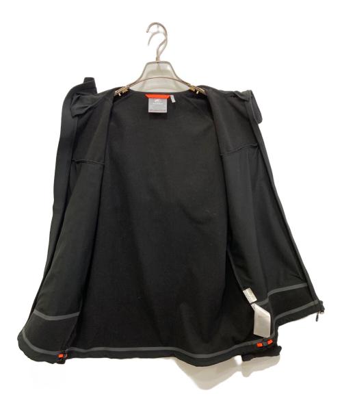 MAMMUT（マムート）MAMMUT (マムート) Winterfield SO Hooded Jacket AF ブラック サイズ:Lの古着・服飾アイテム