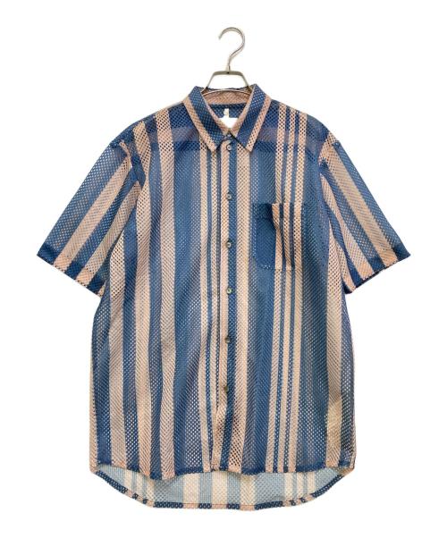 OAMC（オーエーエムシー）OAMC (オーエーエムシー) メッシュ ストライプ ショートスリーブ シャツ　OAMQ602568 ブルー サイズ:Mの古着・服飾アイテム