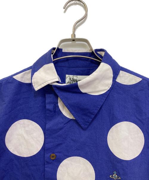 Vivienne Westwood man（ヴィヴィアン ウェストウッド マン）Vivienne Westwood man (ヴィヴィアン ウェストウッド マン) スポット柄 オーブ刺繍 変形シャツ　VW-WR-87110 ブルー サイズ:48の古着・服飾アイテム