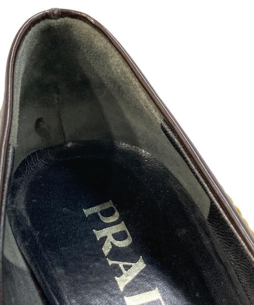 PRADA（プラダ）PRADA (プラダ) スクエアトゥエナメルハイヒールパンプス ブラウン サイズ:37 1/2の古着・服飾アイテム