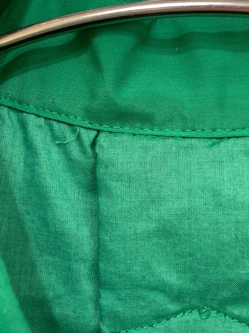 自由区（ジユウク）自由区 (ジユウク) ジオメトリックフラワーレースクロップド丈シャツ グリーン サイズ:40の古着・服飾アイテム