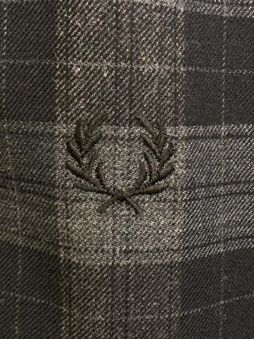 FRED PERRY（フレッドペリー）FRED PERRY (フレッドペリー) Harrington JKT　F2436 グレー サイズ:Sの古着・服飾アイテム