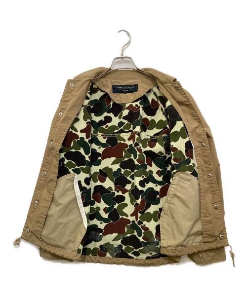 COMME des GARCONS HOMME（コムデギャルソン オム）COMME des GARCONS HOMME (コムデギャルソン オム) 裏地カモ柄コーチジャケット　HO-J064 ベージュ サイズ:XSの古着・服飾アイテム