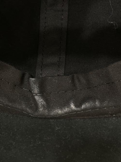 AMI PARIS（アミ パリス）AMI PARIS (アミ パリス) コーデュロイベースボールキャップ　UCP214-288 ブラックの古着・服飾アイテム