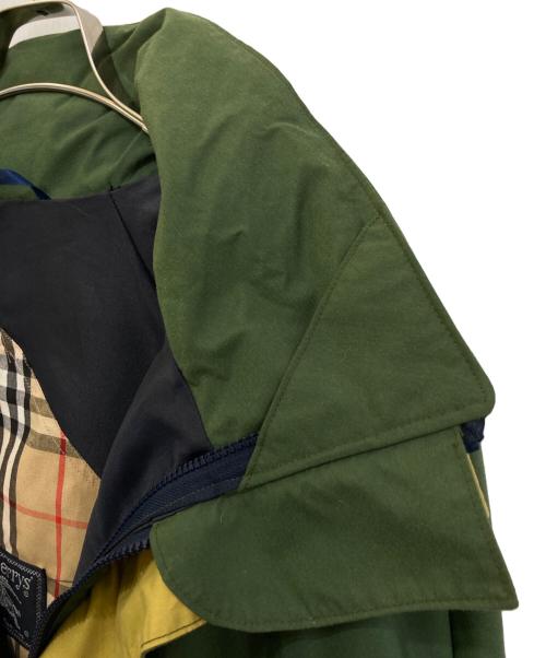 Burberry's（バーバリー）Burberry's (バーバリー) ロゴプリントコート グリーン サイズ:実寸参照の古着・服飾アイテム
