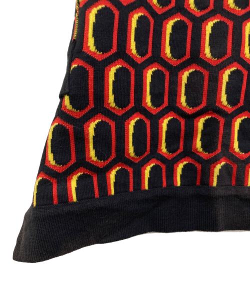 MARNI（マルニ）MARNI (マルニ) 総柄ニットベスト　25HA002015610 ブラック サイズ:48の古着・服飾アイテム