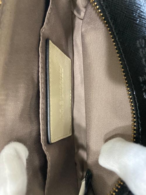 MARC JACOBS（マークジェイコブス）MARC JACOBS (マークジェイコブス) ザ スナップショット ショルダーバッグ アイボリーの古着・服飾アイテム