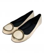 Roger Vivierロジェ ヴィヴィエ）の古着「Leather Buckle Ballet Flats」｜ベージュ