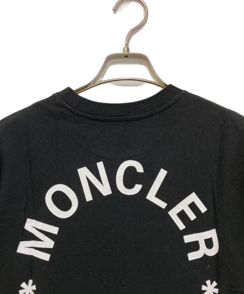 MONCLER（モンクレール）MONCLER (モンクレール) FRAGMENT DESIGN (フラグメントデザイン) ジーニアス フラグメント コットン Tシャツ　I209U8C00002 ブラック サイズ:Sの古着・服飾アイテム